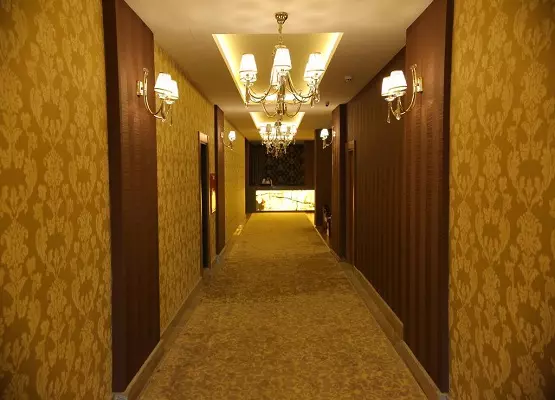 taht palace 13-5573